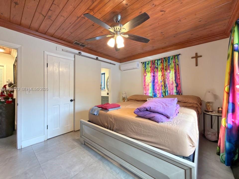 2241 SW 26th St Miami, FL 33133