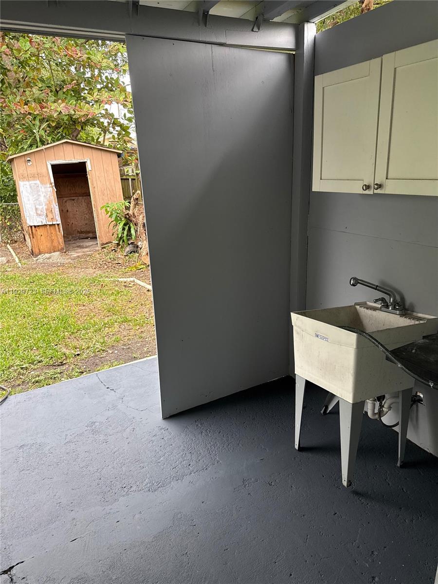 2917 NW 23rd Ave Miami, FL 33142