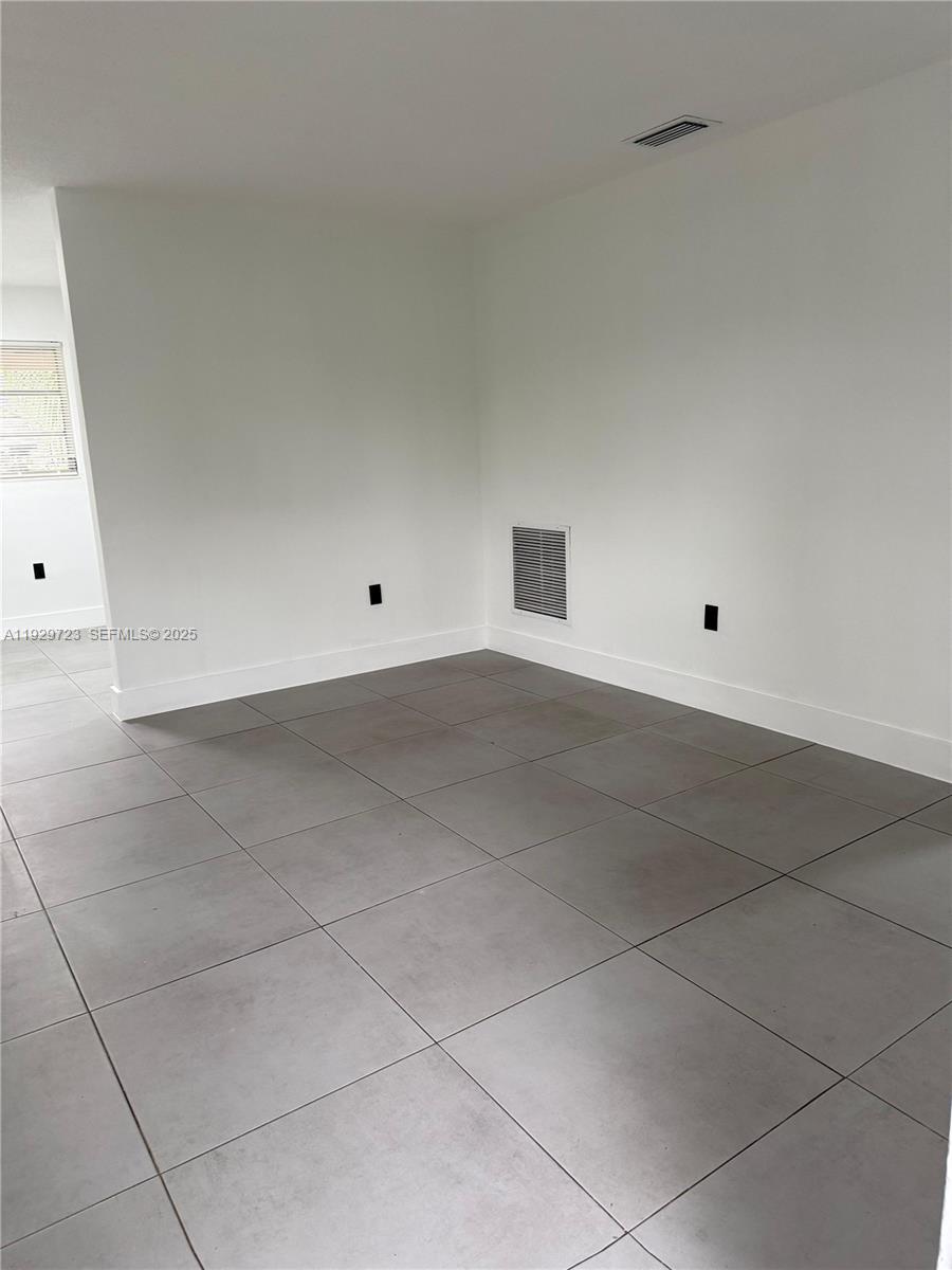 2917 NW 23rd Ave Miami, FL 33142