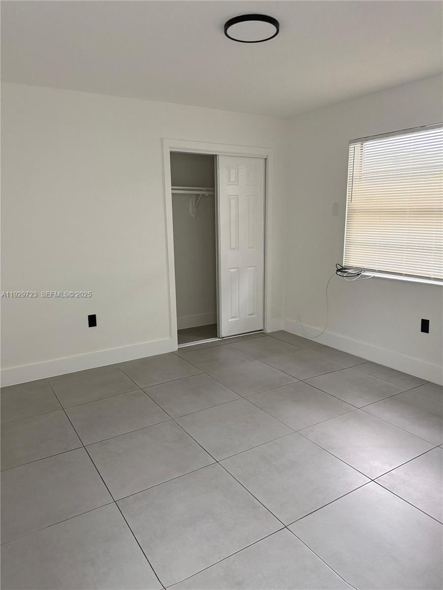 2917 NW 23rd Ave Miami, FL 33142