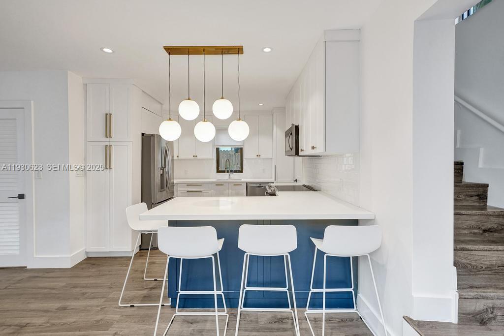 615 W 42th St Miami Beach, FL 33140