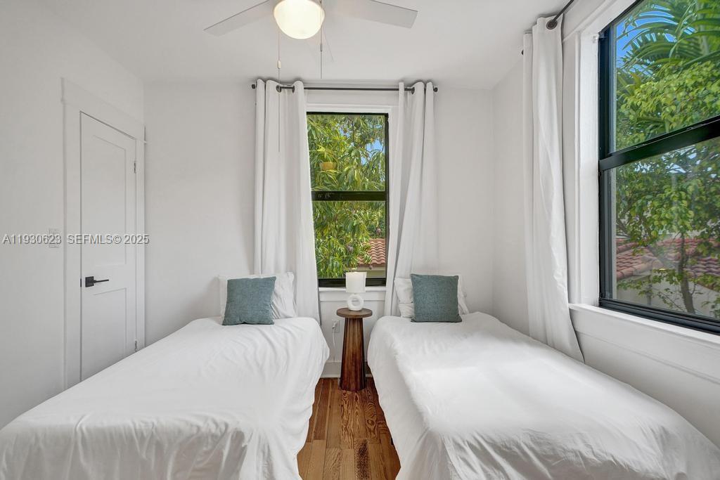 615 W 42th St Miami Beach, FL 33140