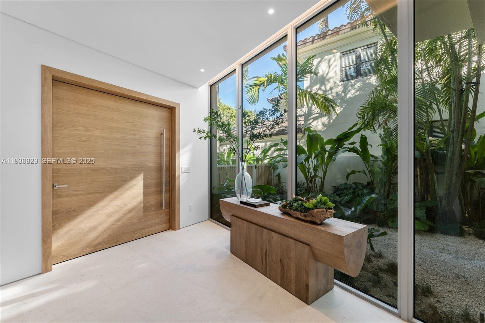 1616 Onaway Dr Miami, FL 33133