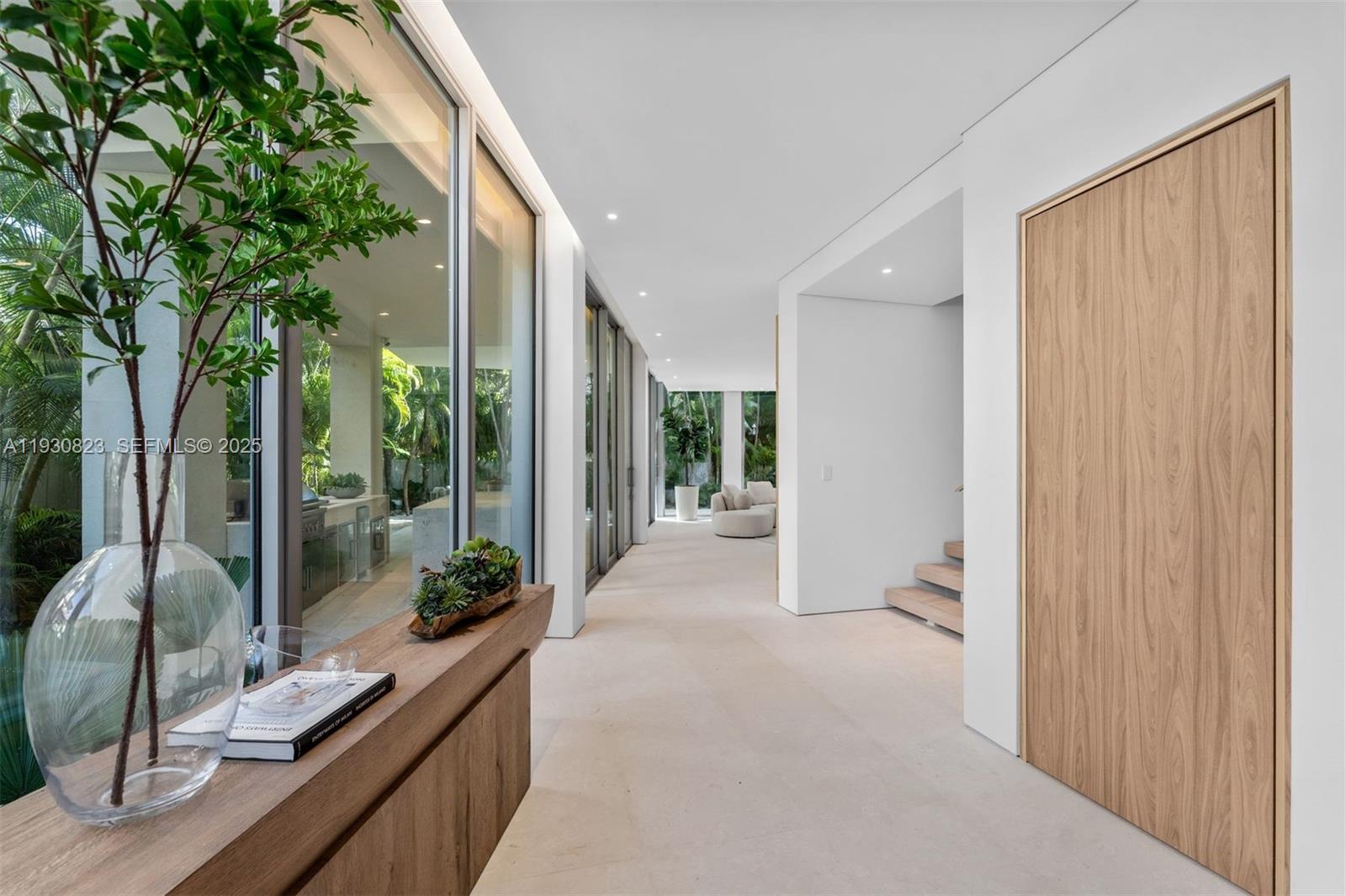 1616 Onaway Dr Miami, FL 33133