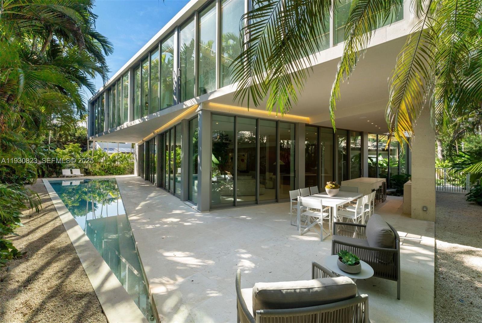 1616 Onaway Dr Miami, FL 33133