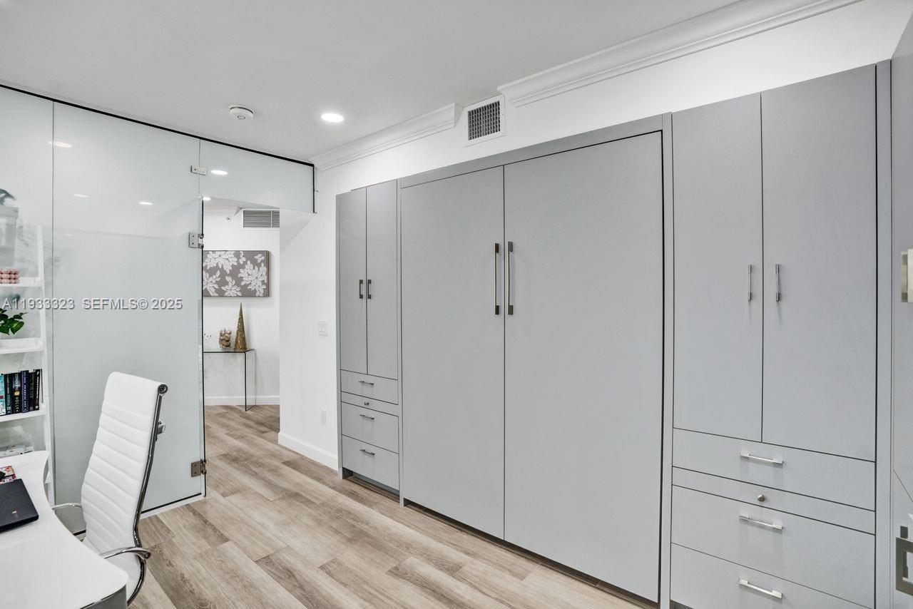 1 Century Ln #510 Miami Beach, FL 33139