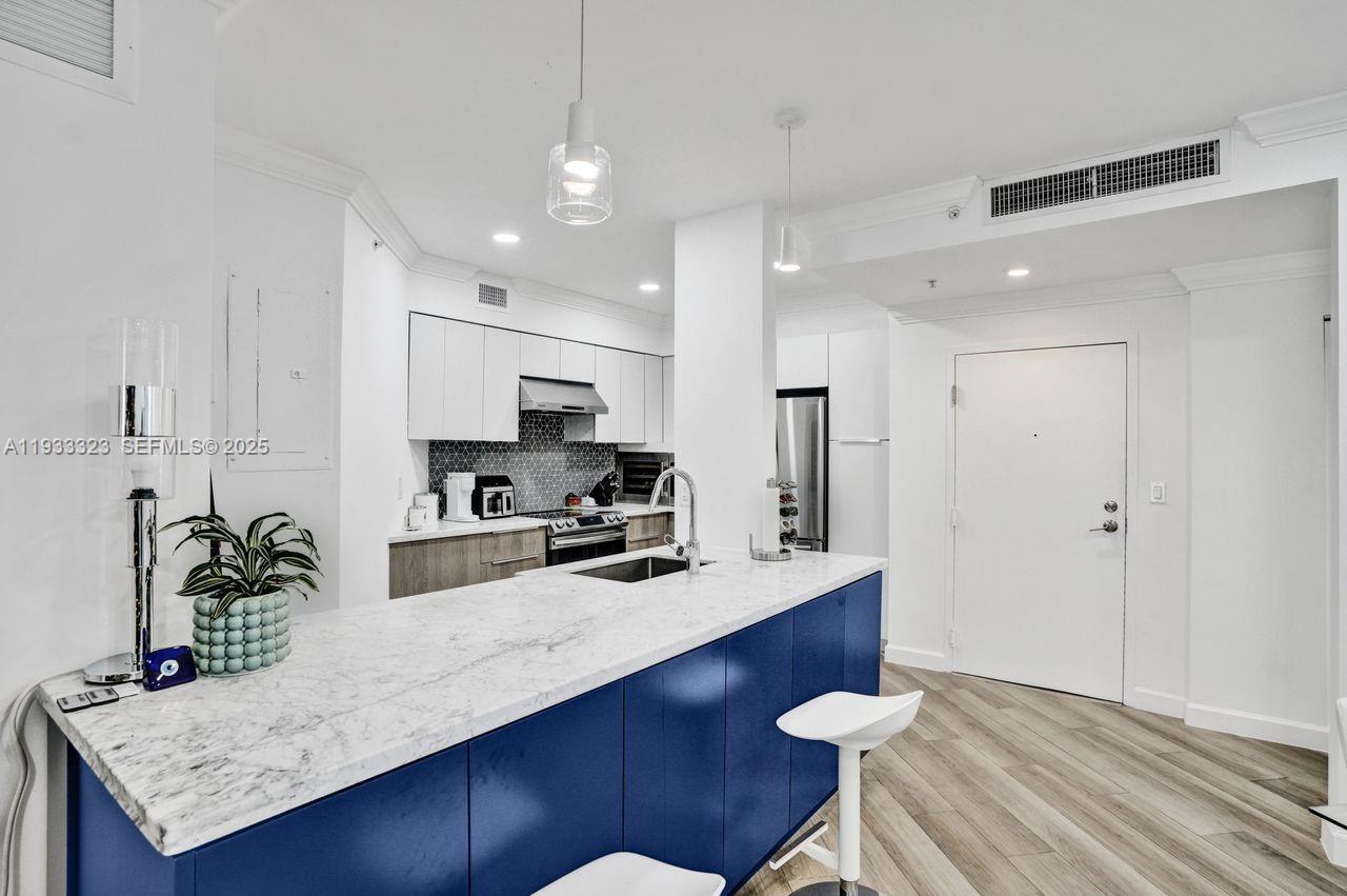 1 Century Ln #510 Miami Beach, FL 33139