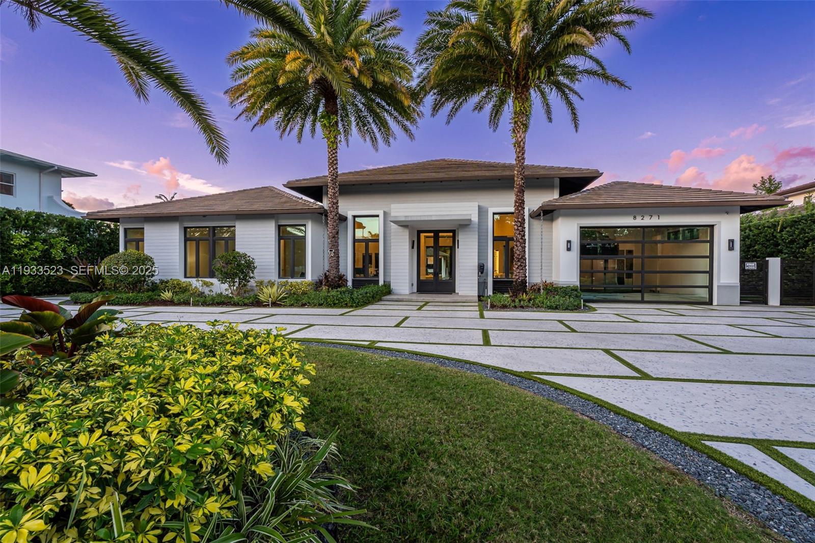 8271 SW 67th St Miami, FL 33143