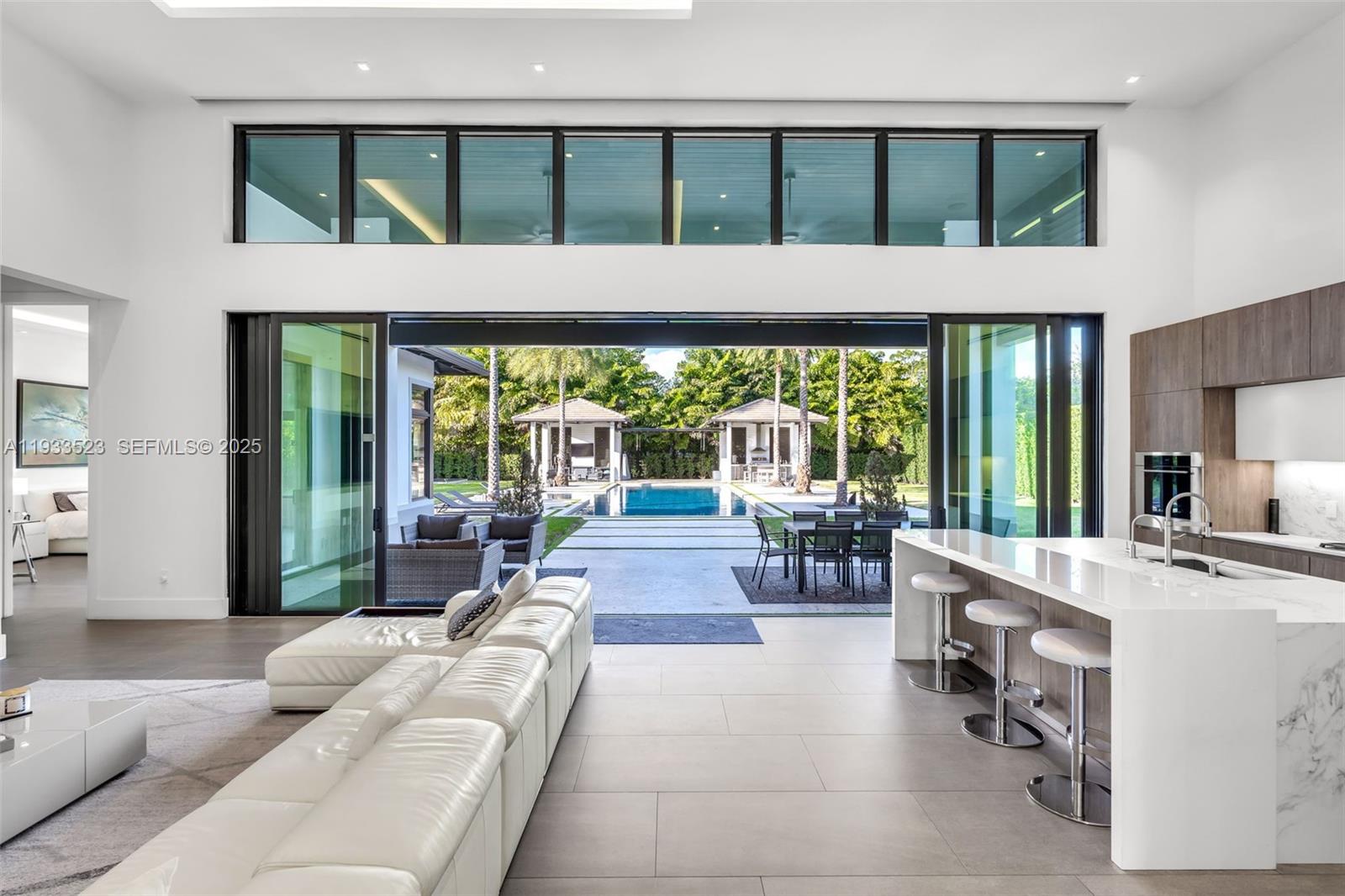 8271 SW 67th St Miami, FL 33143