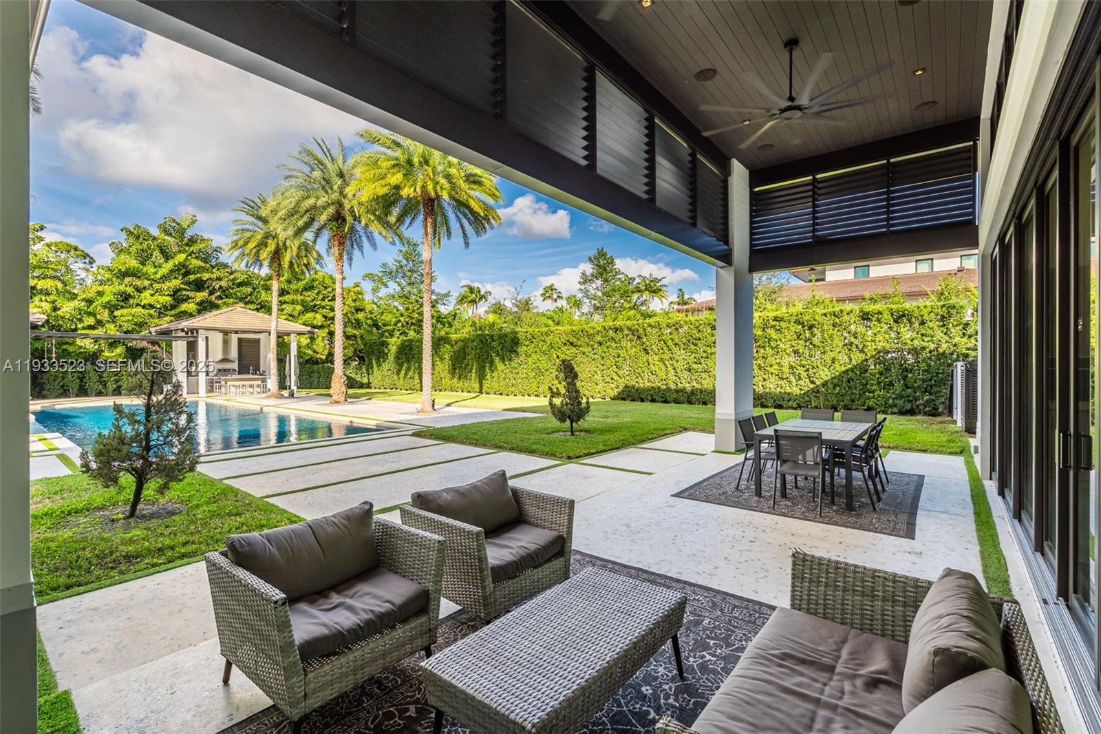 8271 SW 67th St Miami, FL 33143