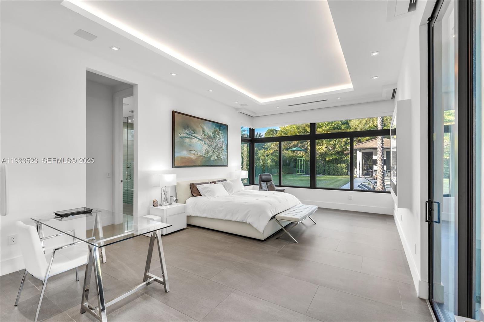 8271 SW 67th St Miami, FL 33143