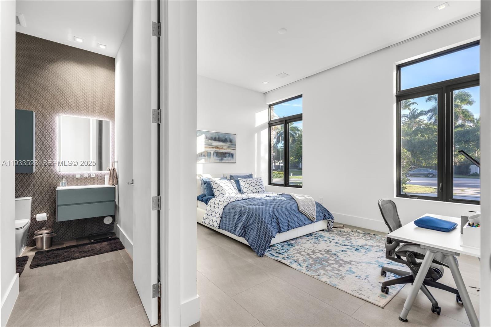 8271 SW 67th St Miami, FL 33143