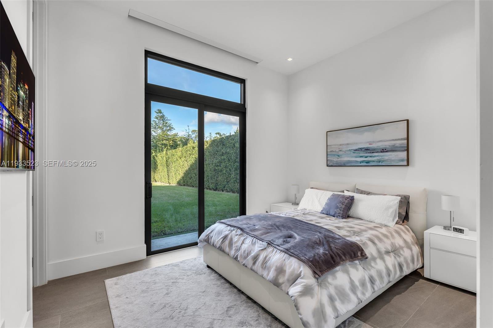 8271 SW 67th St Miami, FL 33143