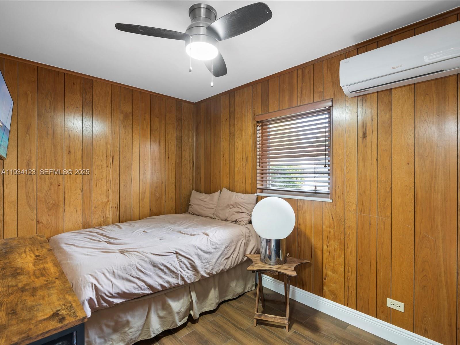 624 Palm Dr Hallandale Beach, FL 33009