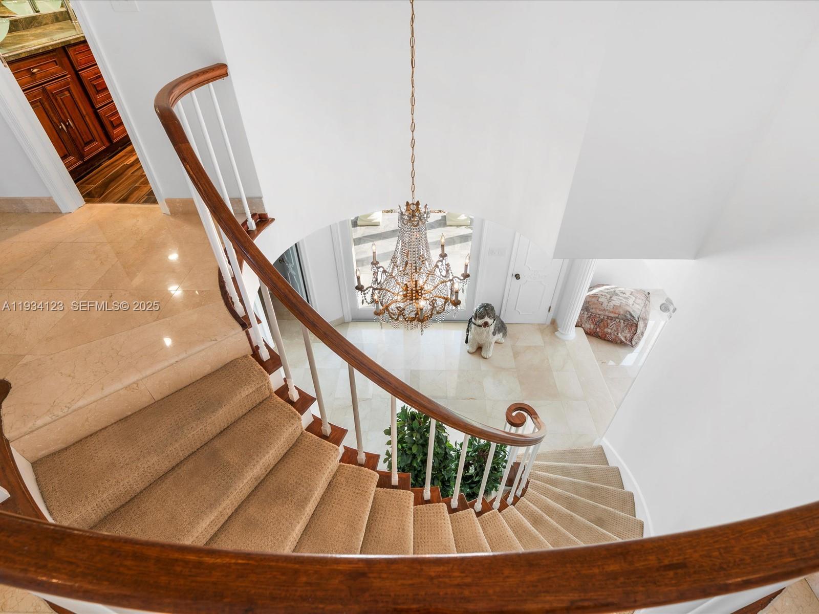 624 Palm Dr Hallandale Beach, FL 33009