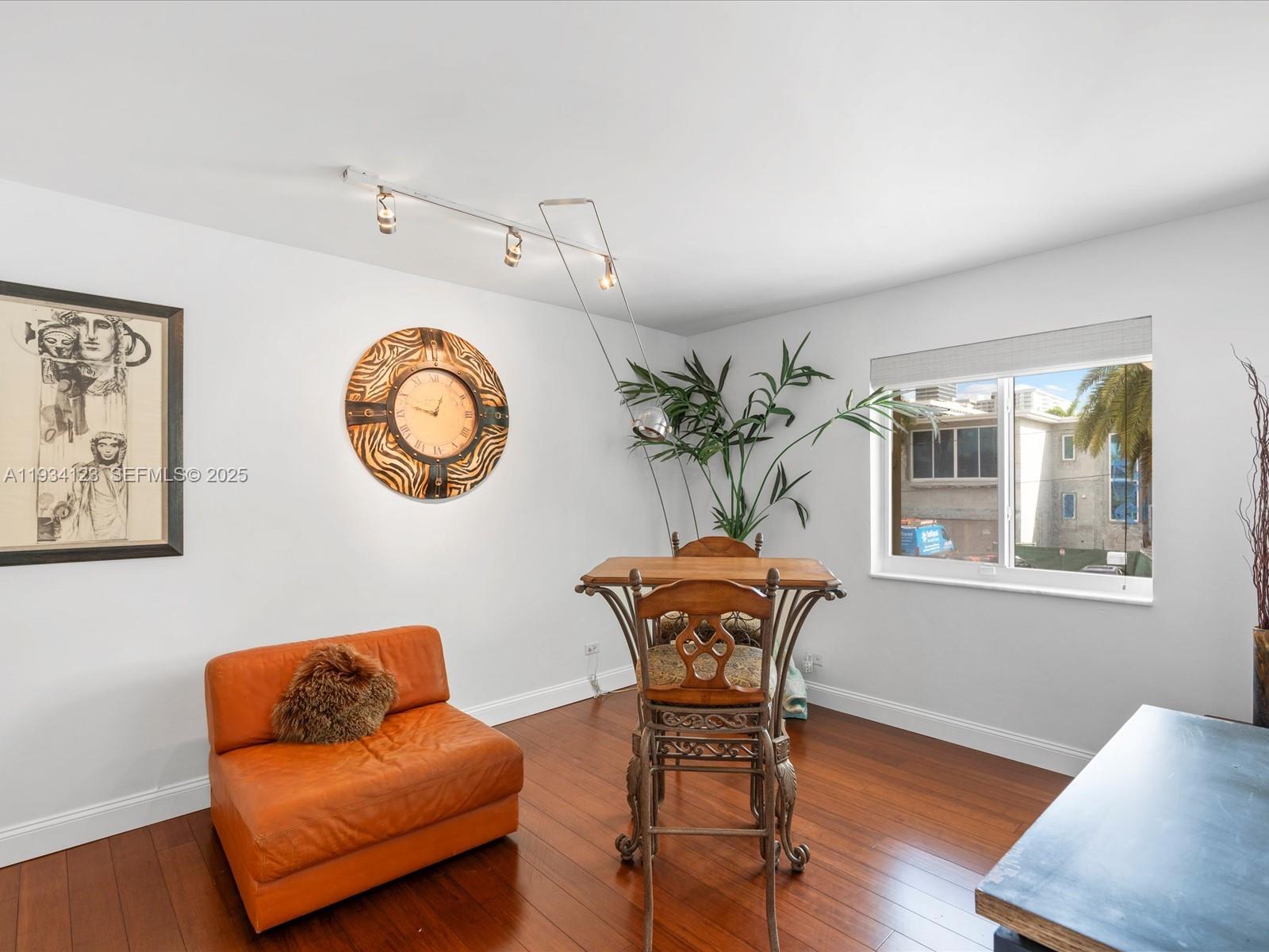 624 Palm Dr Hallandale Beach, FL 33009