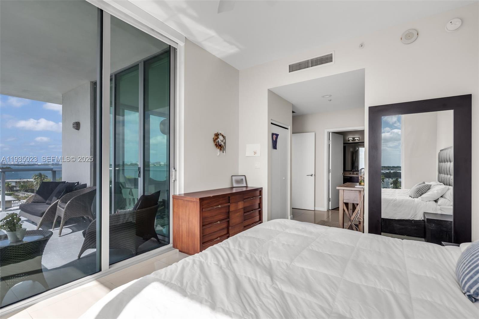 7928 East Dr #708 North Bay Village, FL 33141