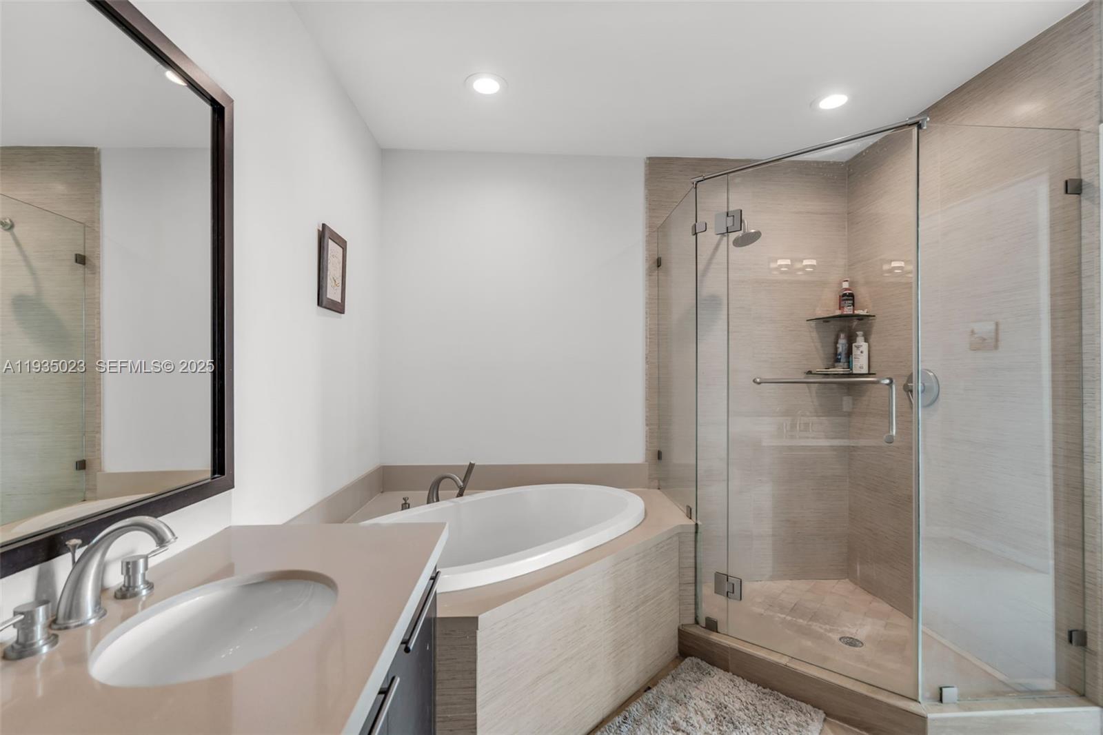 7928 East Dr #708 North Bay Village, FL 33141