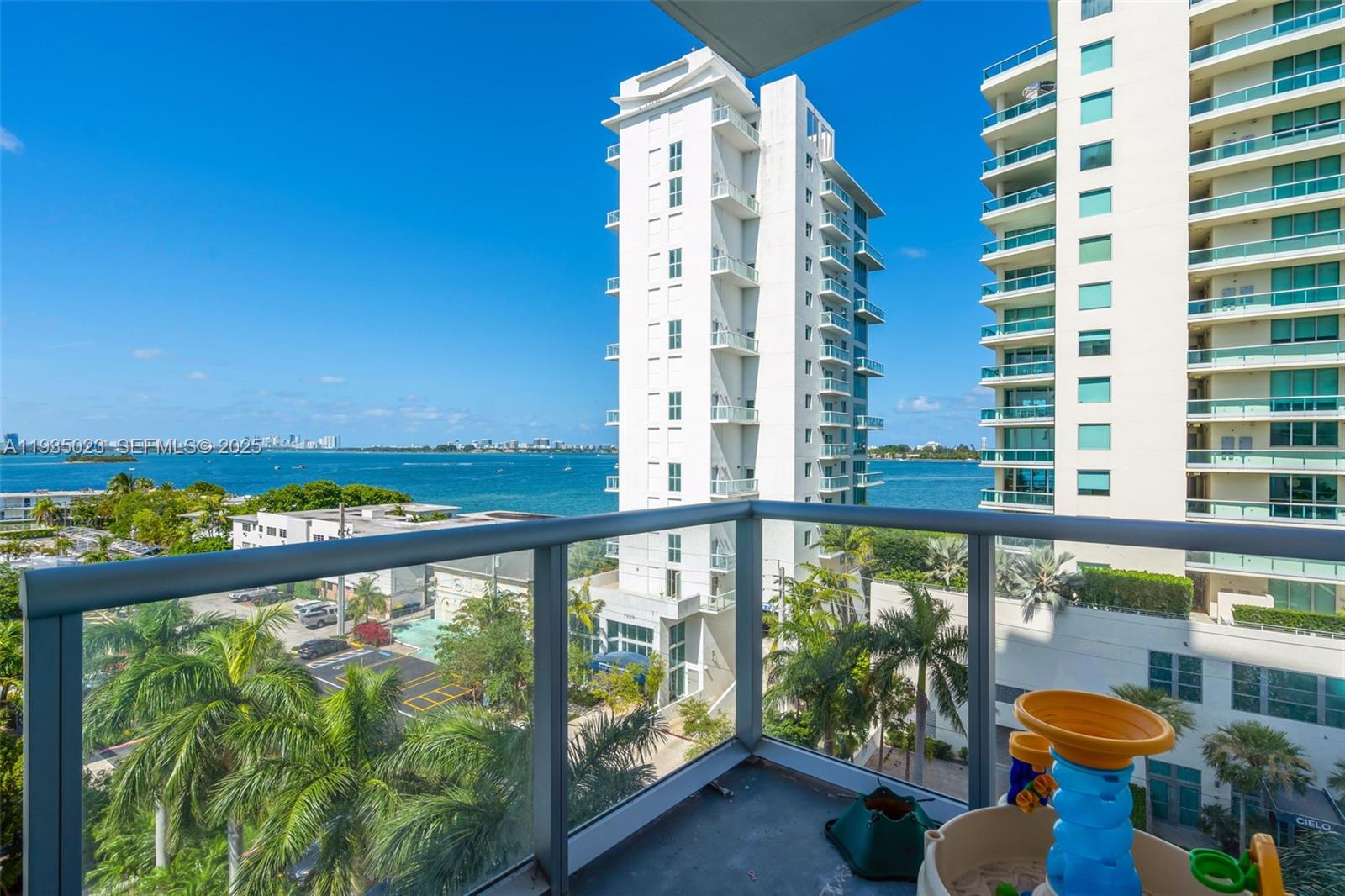 7928 East Dr #708 North Bay Village, FL 33141