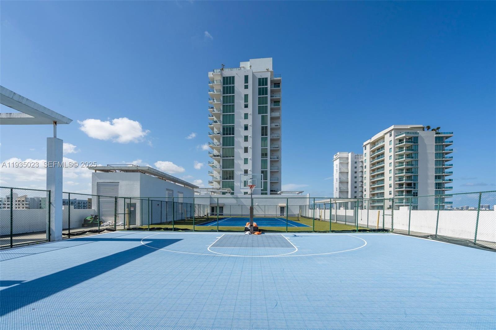 7928 East Dr #708 North Bay Village, FL 33141