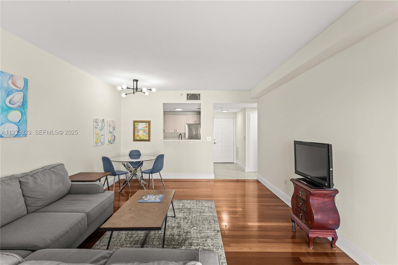 50 Menores Ave #522 Coral Gables, FL 33134