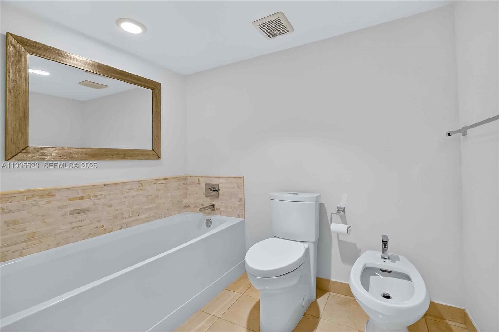 520 Brickell Key Dr #A604 Miami, FL 33131