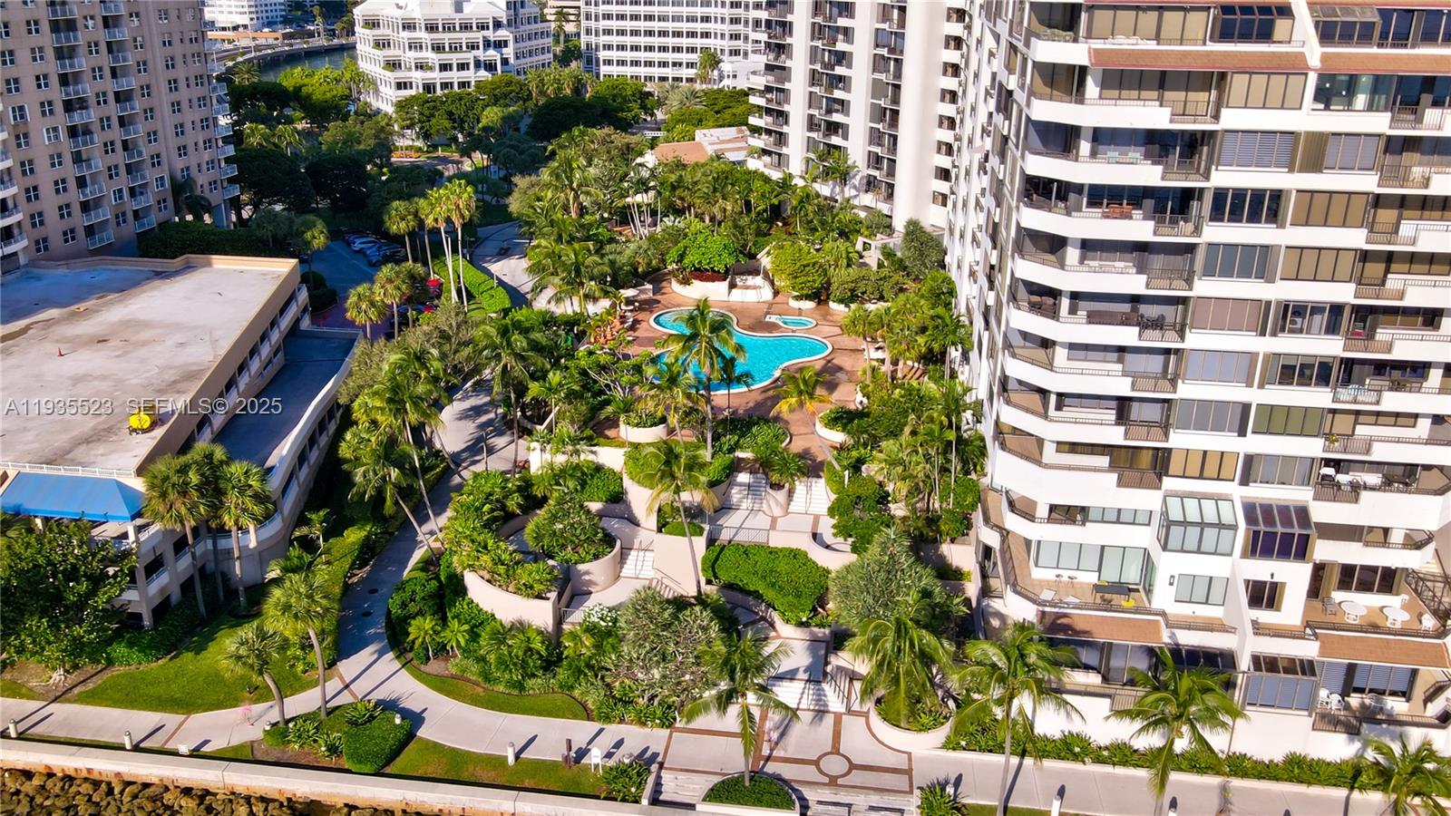 520 Brickell Key Dr #A604 Miami, FL 33131