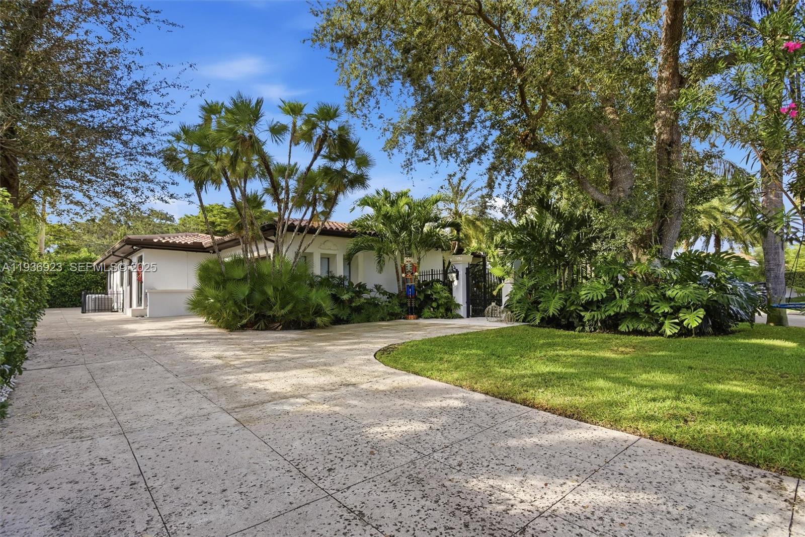 12510 Ramiro St Coral Gables, FL 33156