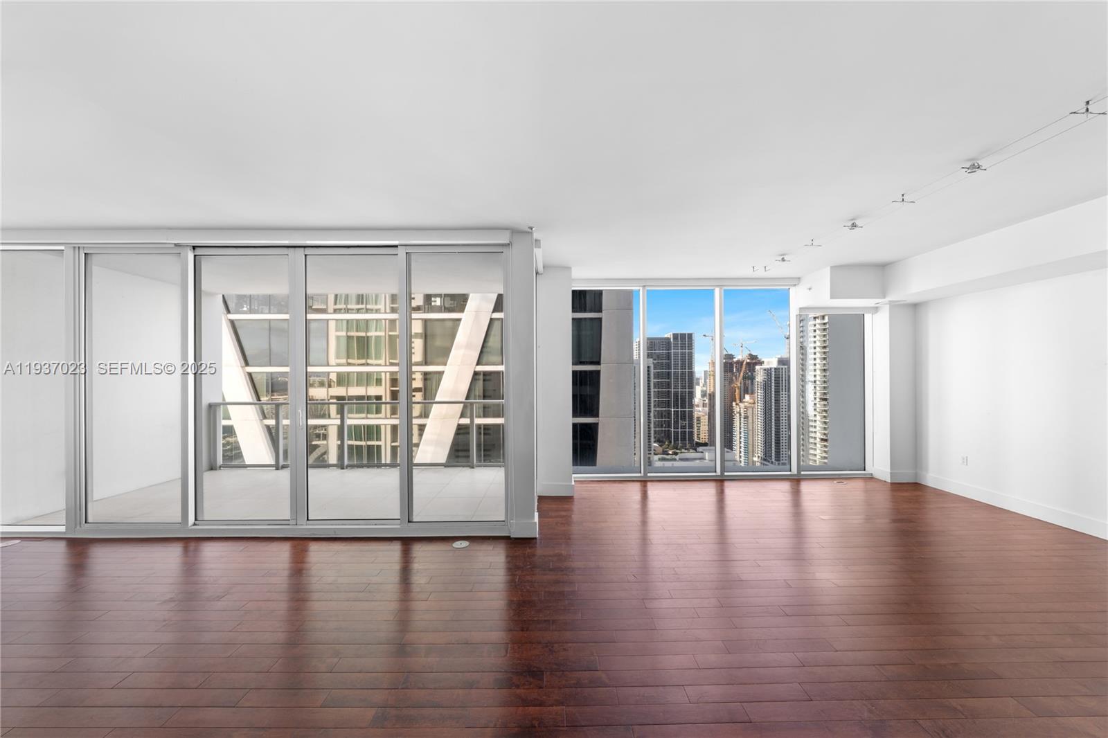 1040 Biscayne Blvd #4108