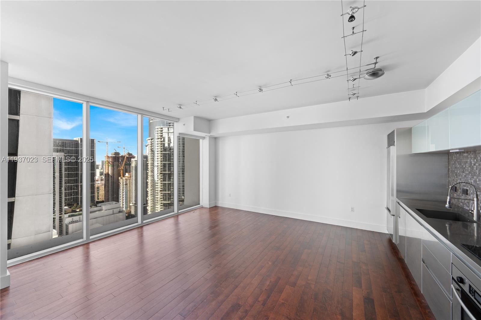 image Ten Museum Park14