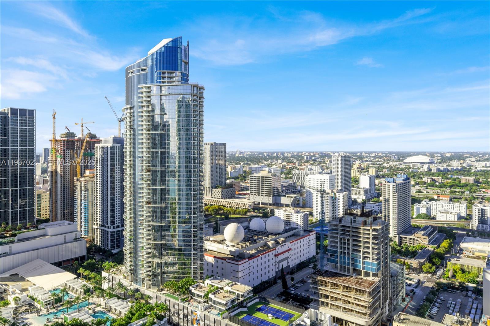 image Ten Museum Park7