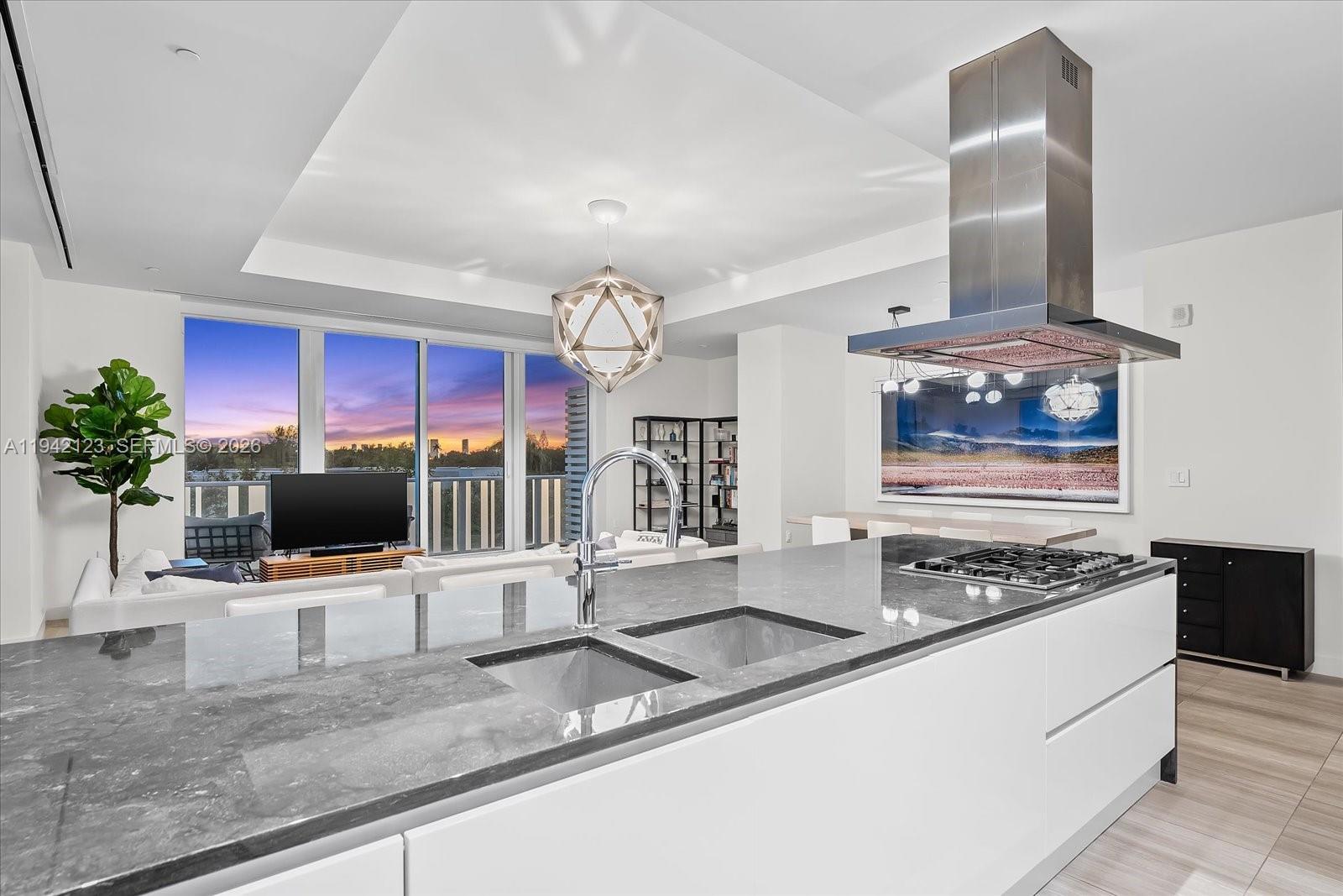 image Ritz Carlton Residences9