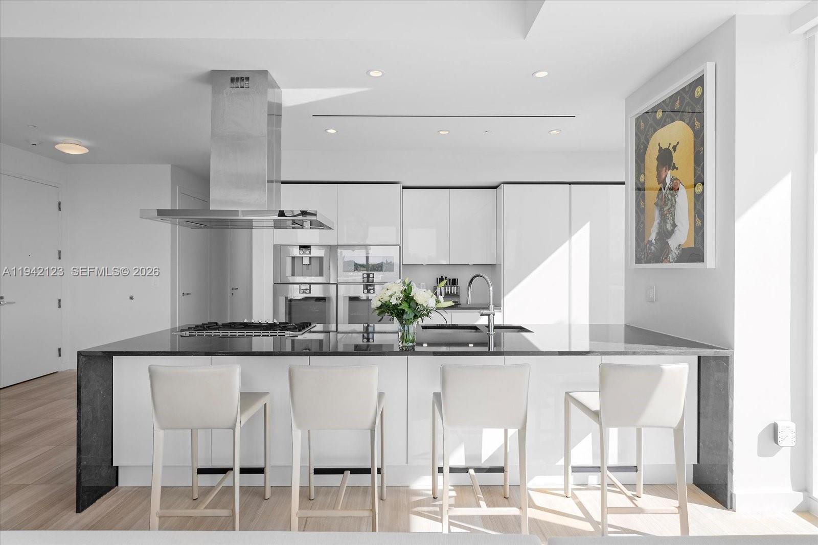 image Ritz Carlton Residences4