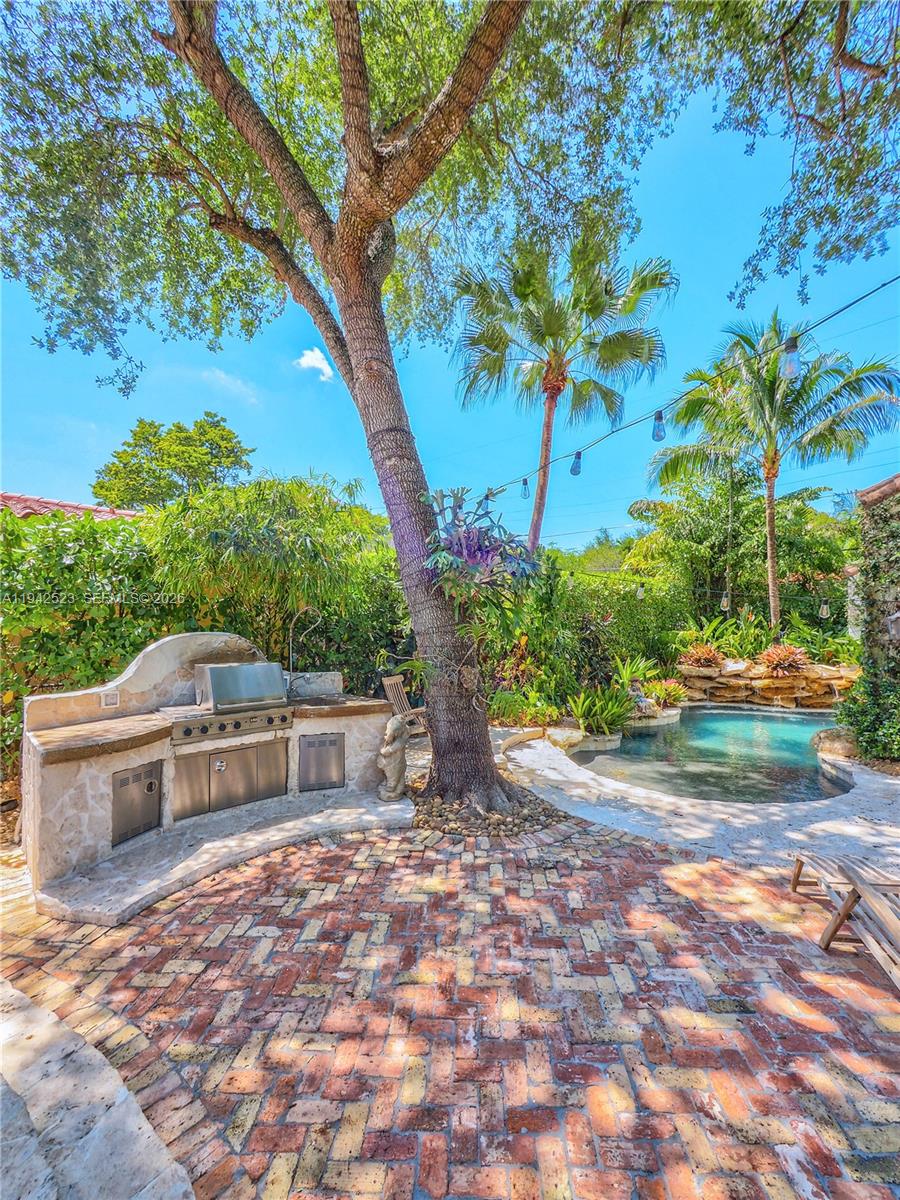 1229 Sorolla Ave Coral Gables, FL 33134