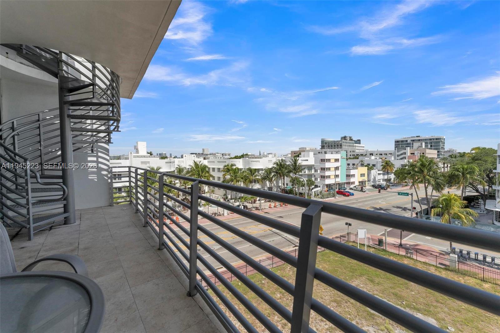 1437 Collins Ave #PH18 Miami Beach, FL 33139