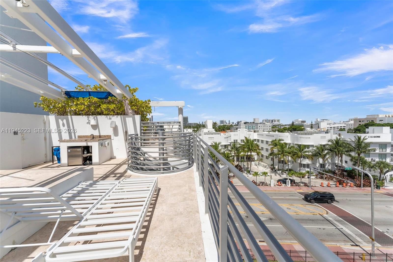 1437 Collins Ave #PH18 Miami Beach, FL 33139