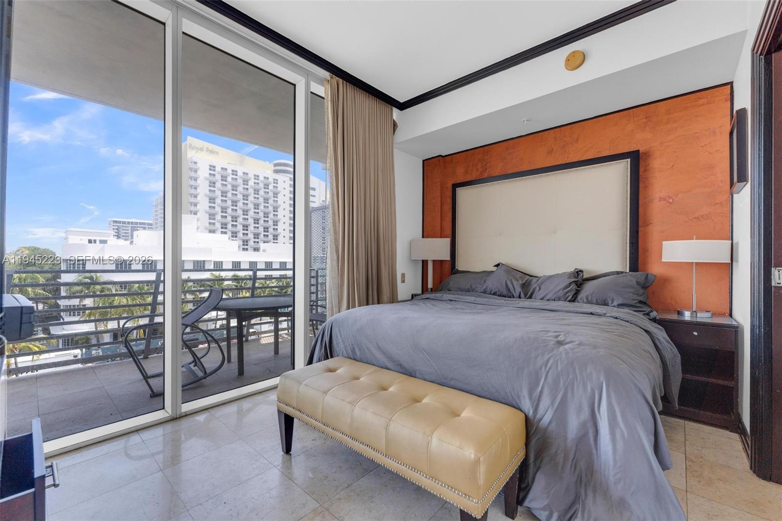 1437 Collins Ave #PH18 Miami Beach, FL 33139