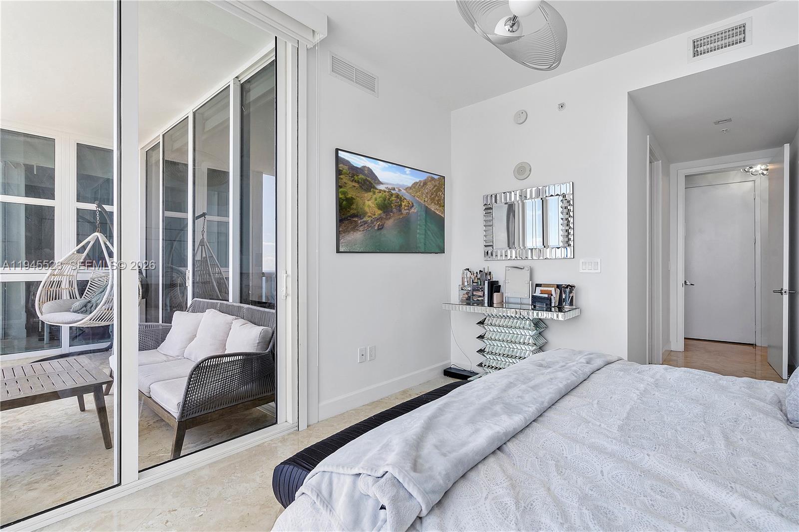 image Trump Royale16