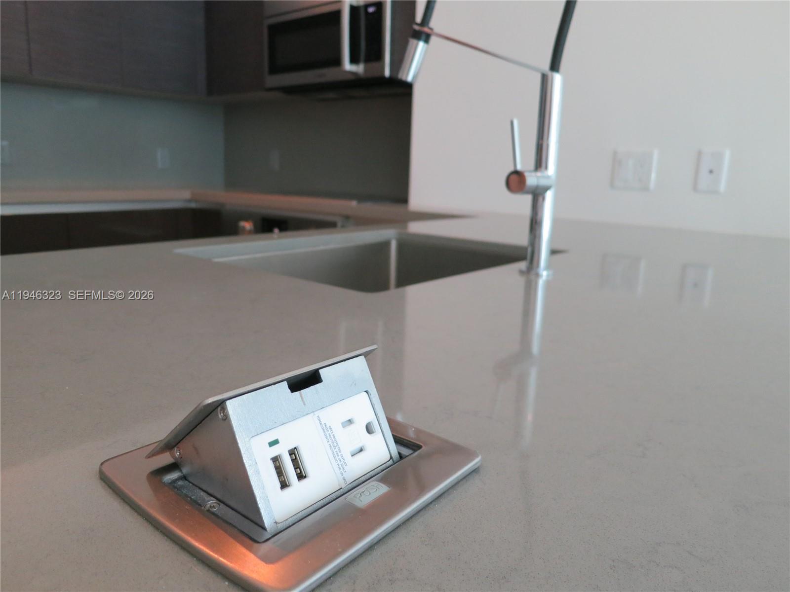 image The Bond on Brickell11