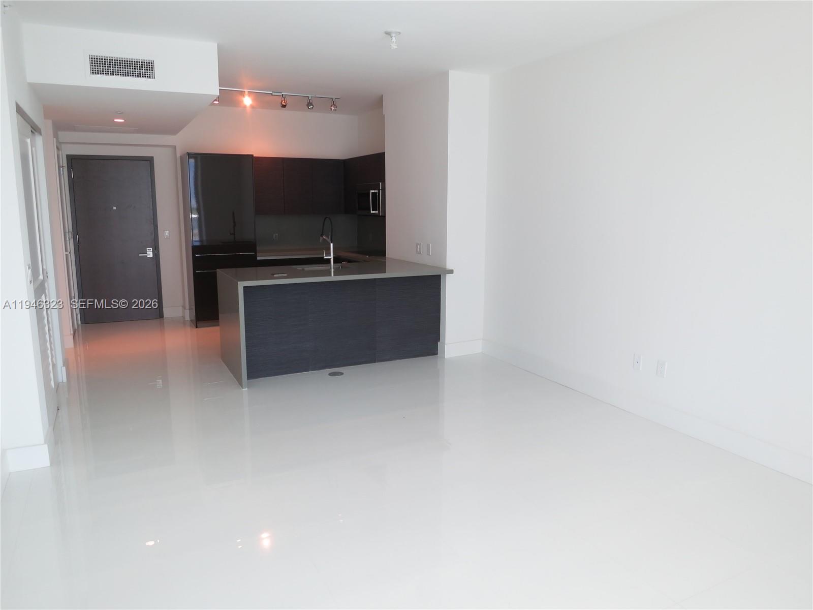 image The Bond on Brickell18