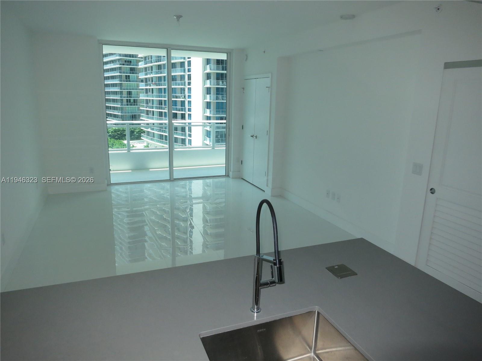 image The Bond on Brickell3