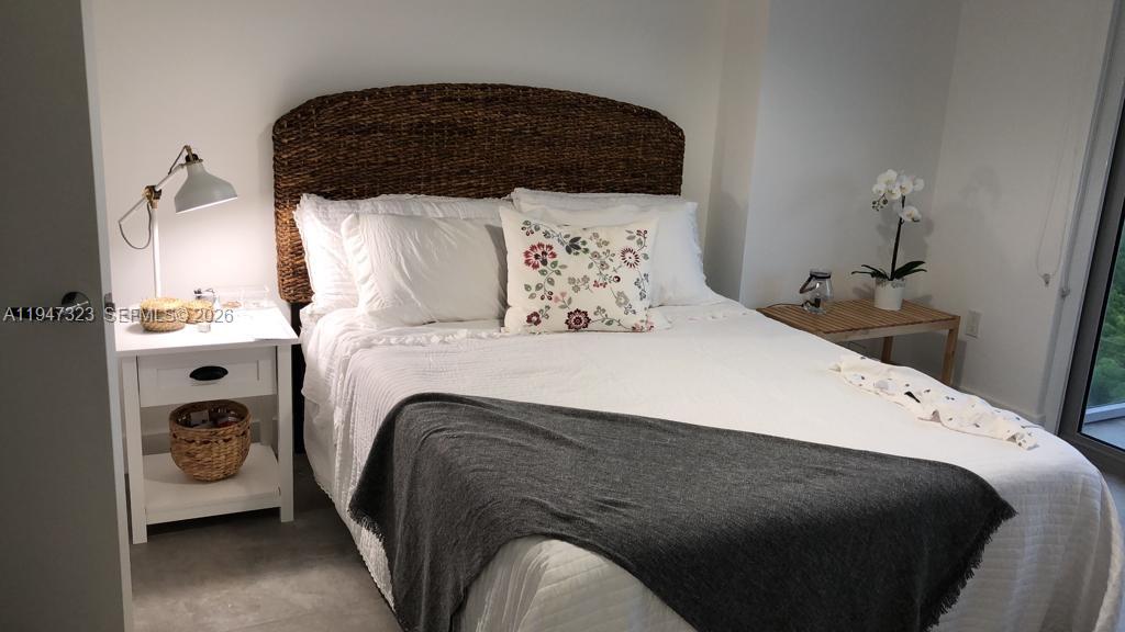 16385 Biscayne Blvd #1417 North Miami Beach, FL 33160