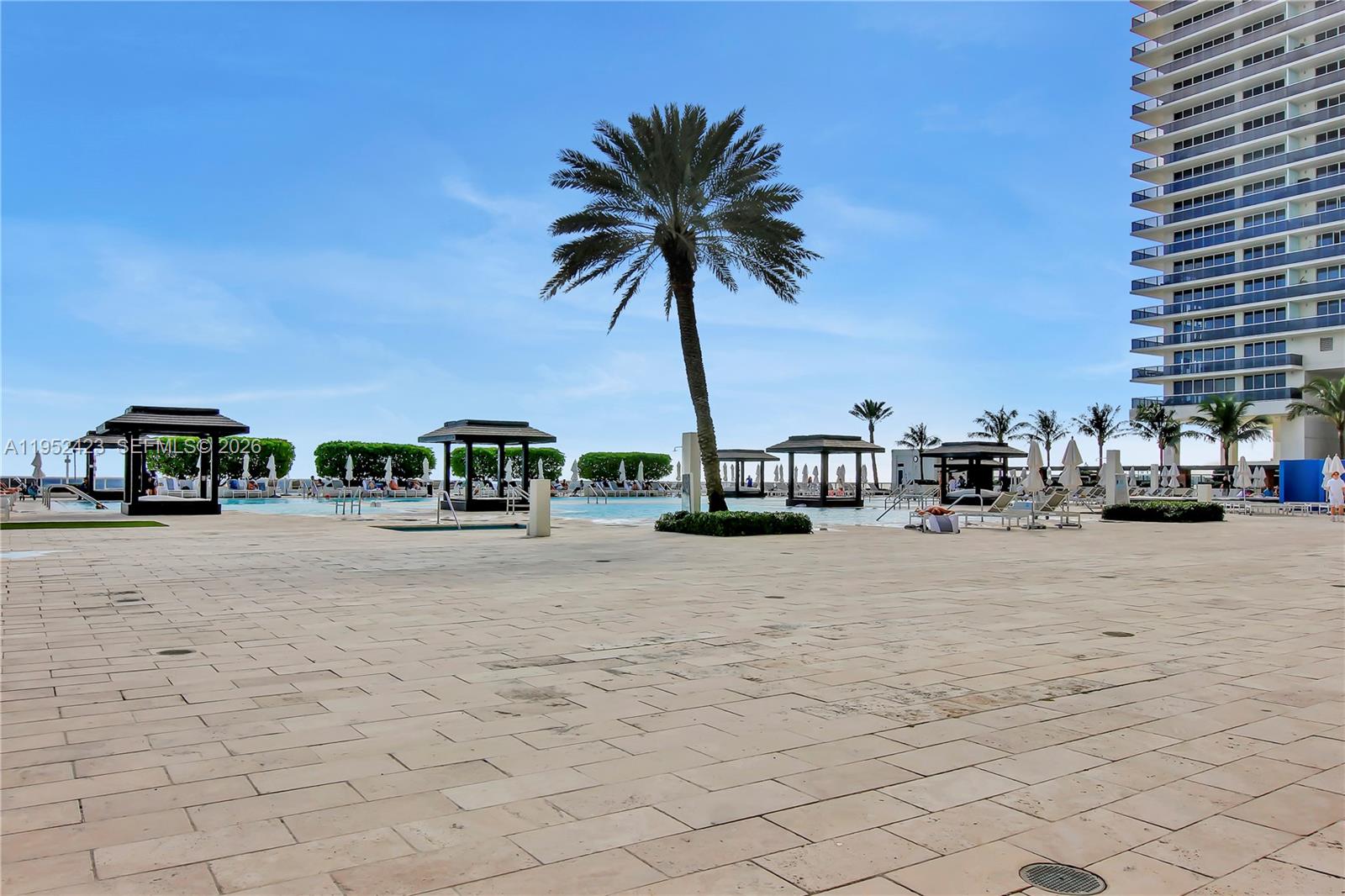 image The Beach Club31