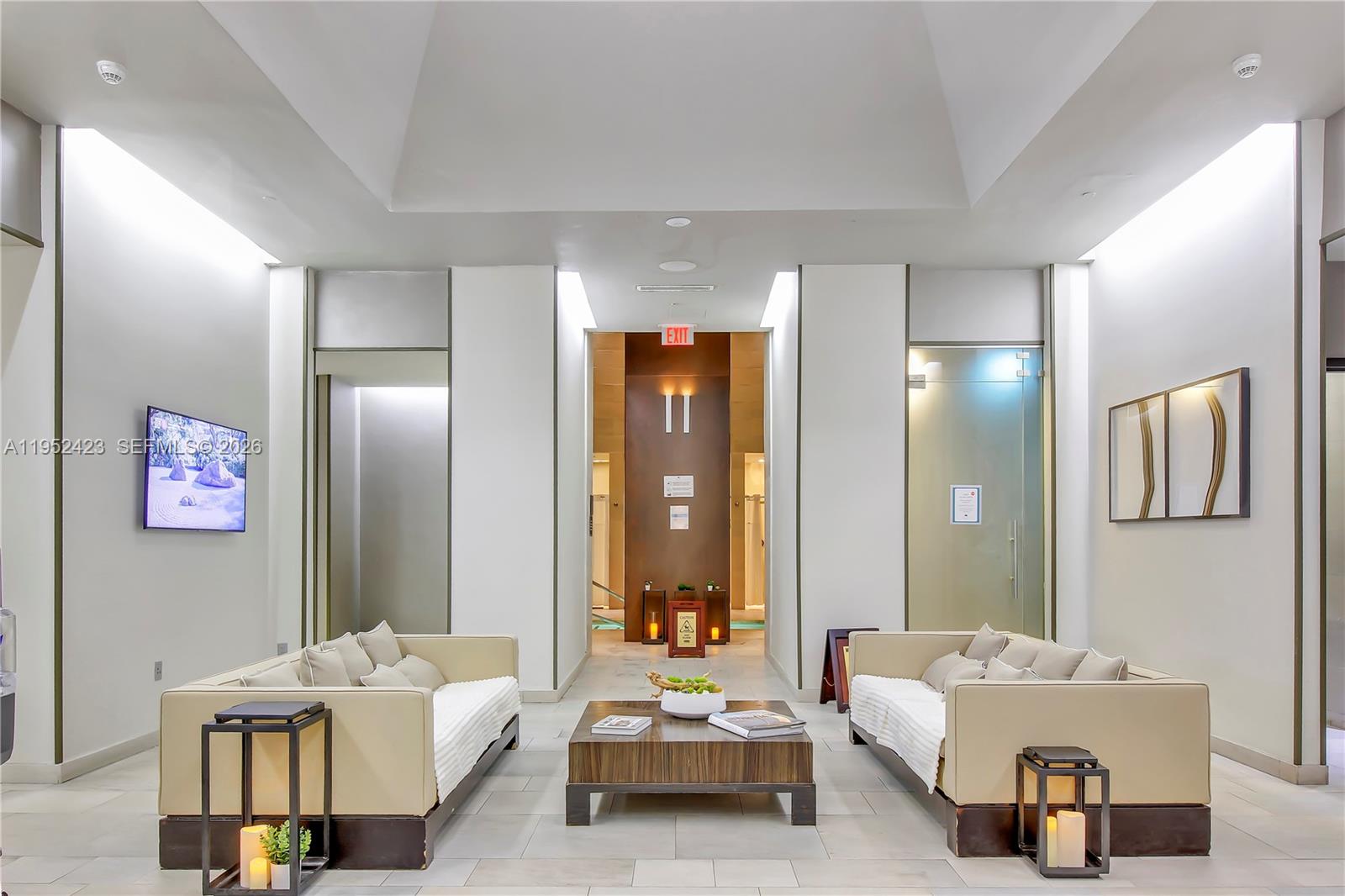 image The Beach Club37