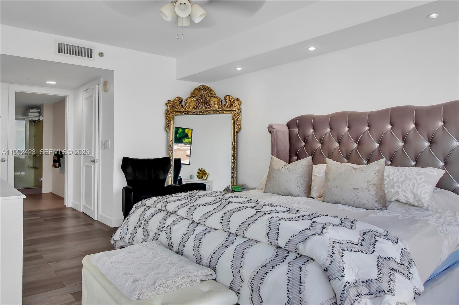 image The Beach Club6