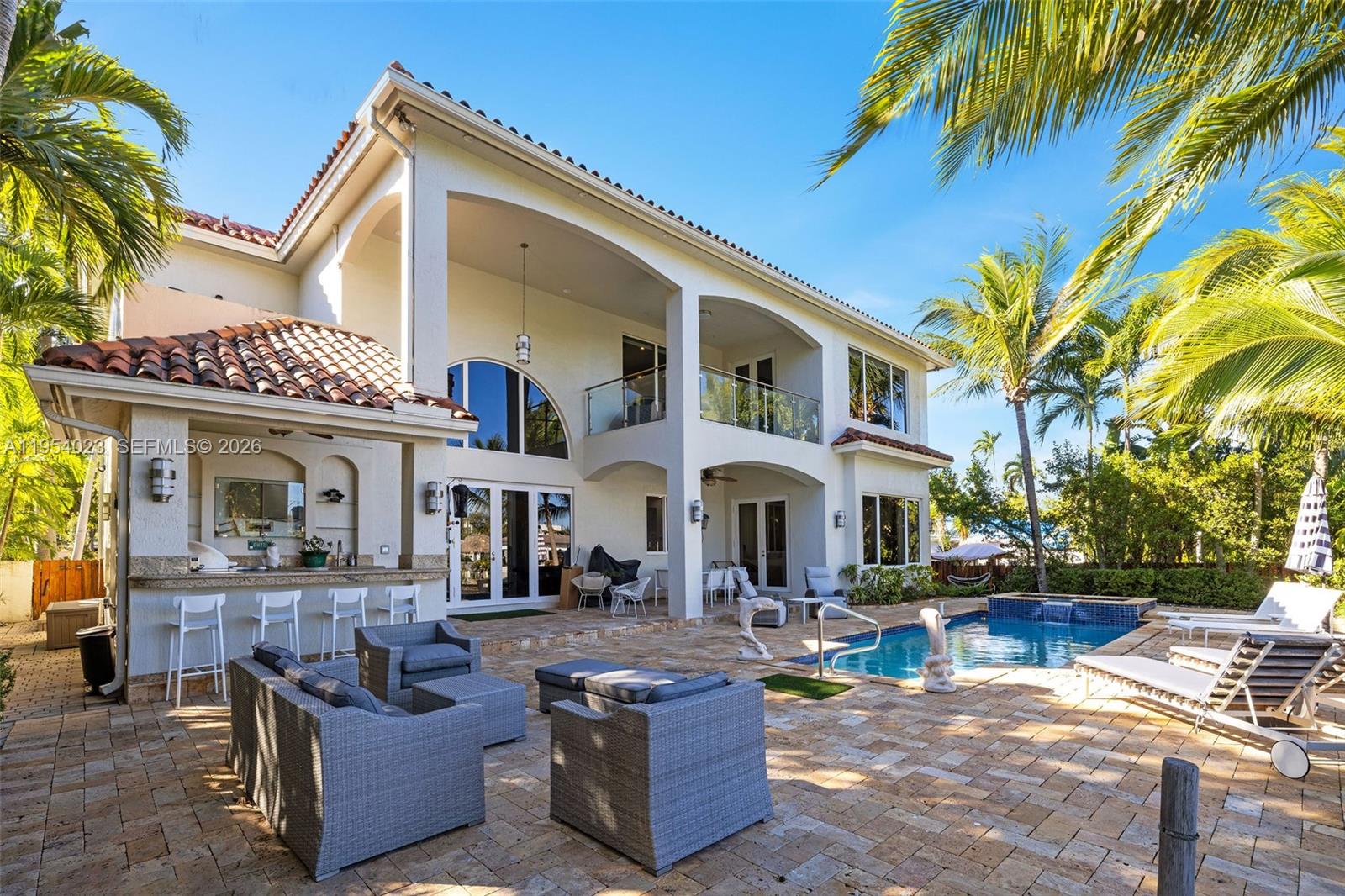 2125 Ixora Rd North Miami, FL 33181