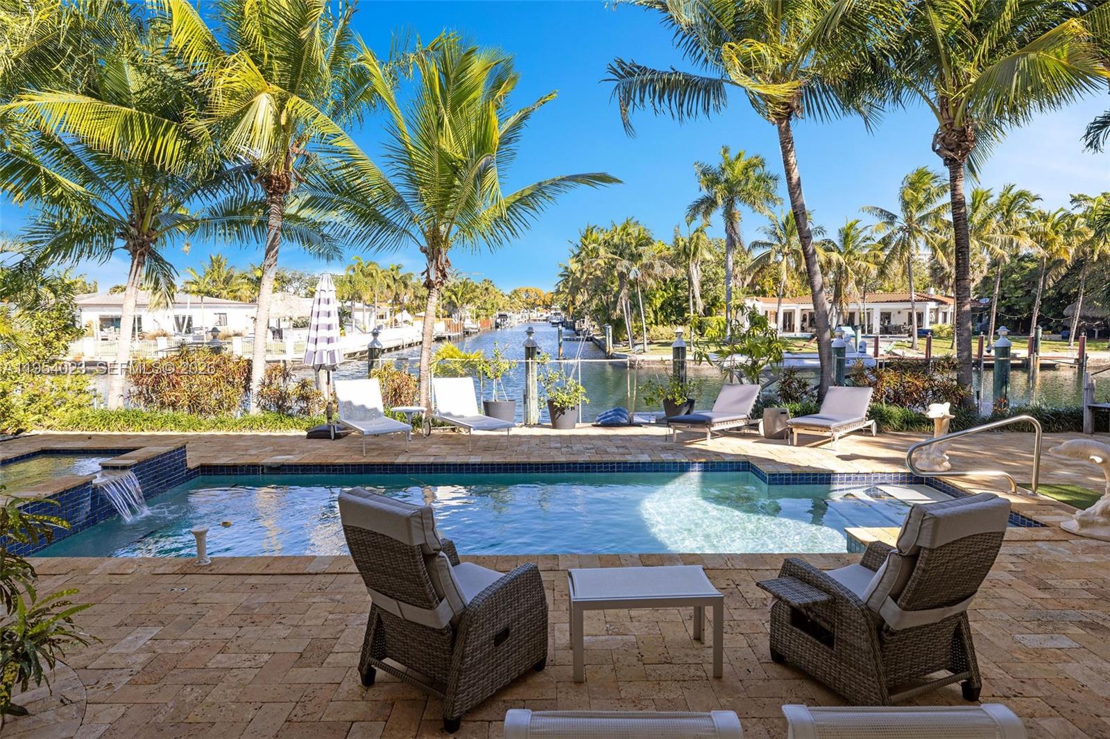 2125 Ixora Rd North Miami, FL 33181