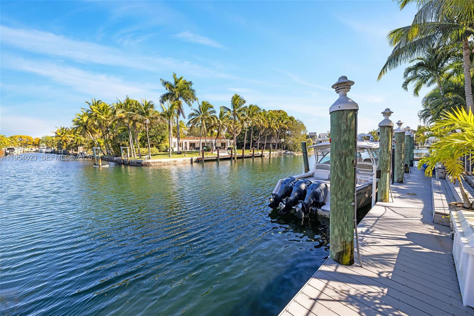 2125 Ixora Rd North Miami, FL 33181