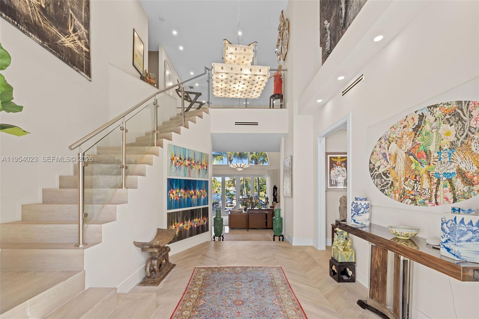 2125 Ixora Rd North Miami, FL 33181