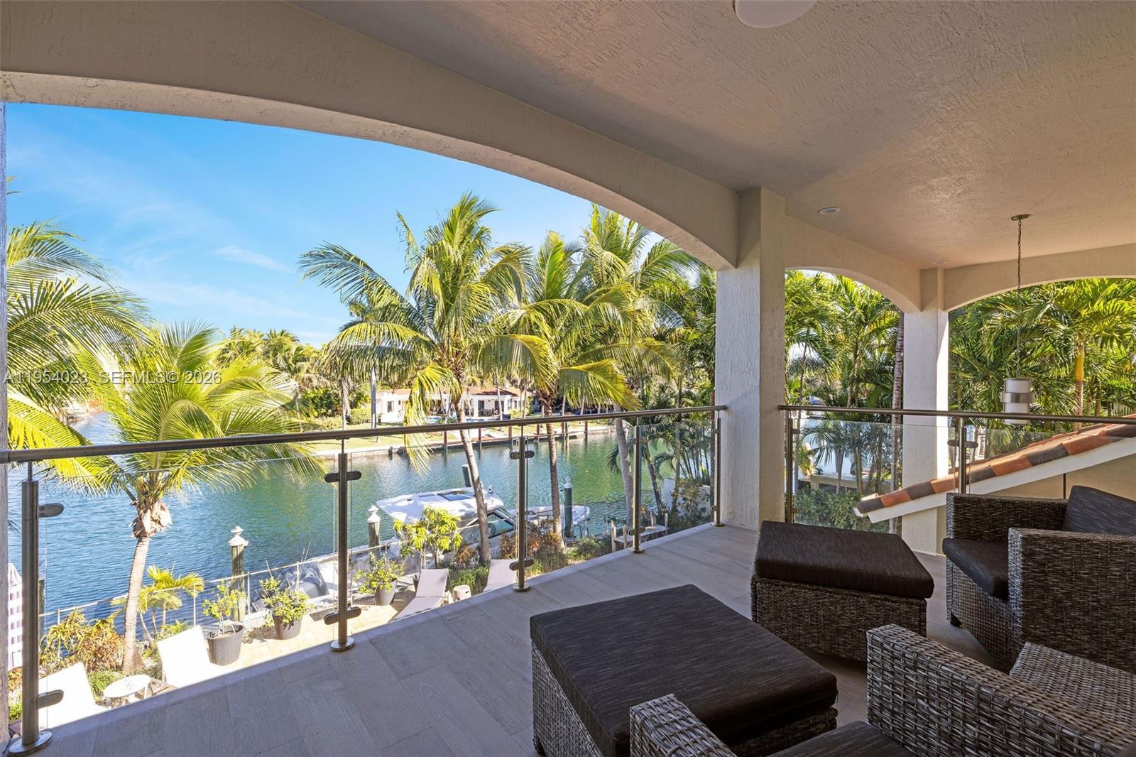 2125 Ixora Rd North Miami, FL 33181